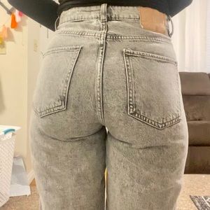 Zara Mom Fit Jeans Size 6